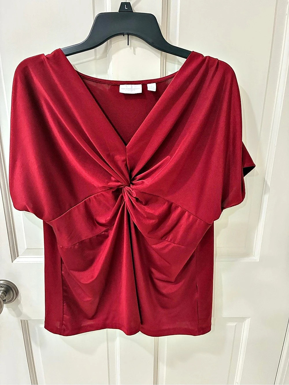 New York & Company Draped Front Blouse in Red XL Like New